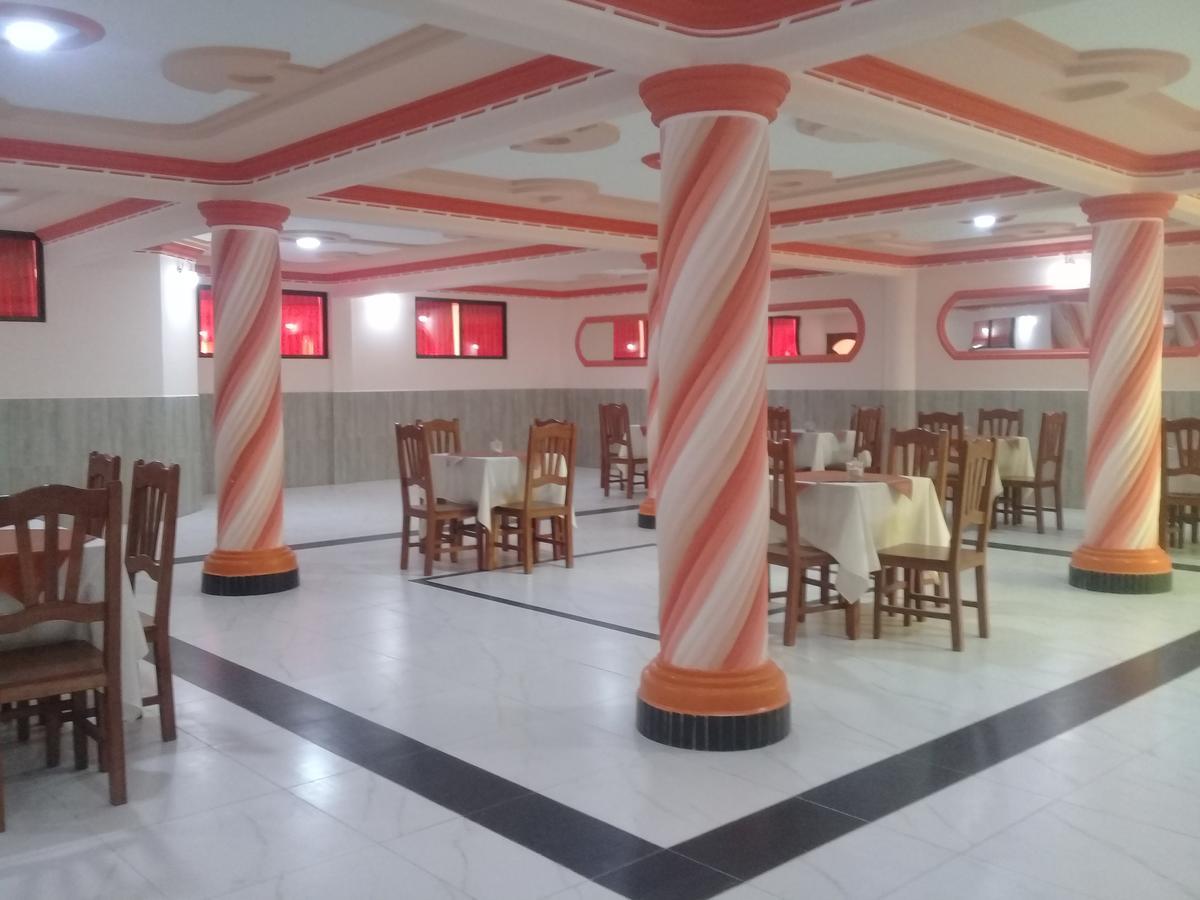 Hotel Ideal Вильясон Экстерьер фото