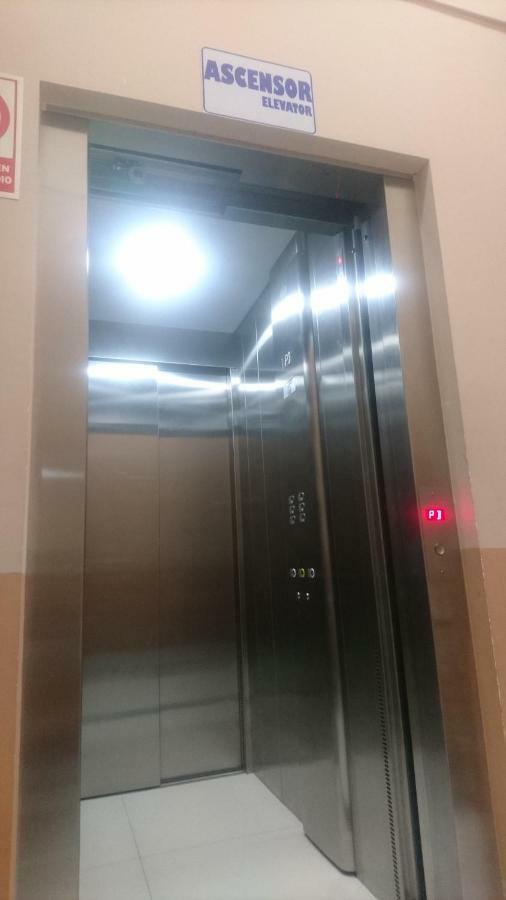 Hotel Ideal Вильясон Экстерьер фото